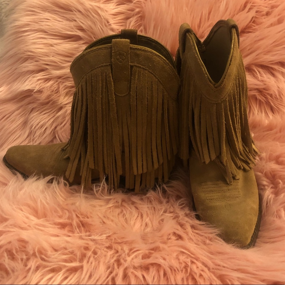 Girls Ariat Fringe boots